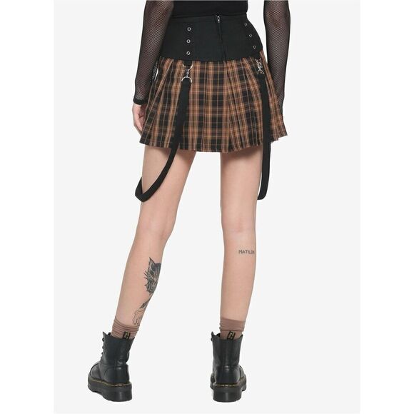 Brown Plaid Pleated Suspender Skirt (Med) - Picture 7 of 7